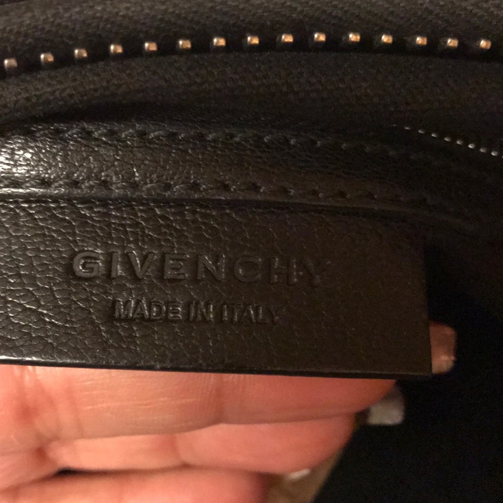 Givenchy purse - Picture 4 of 5